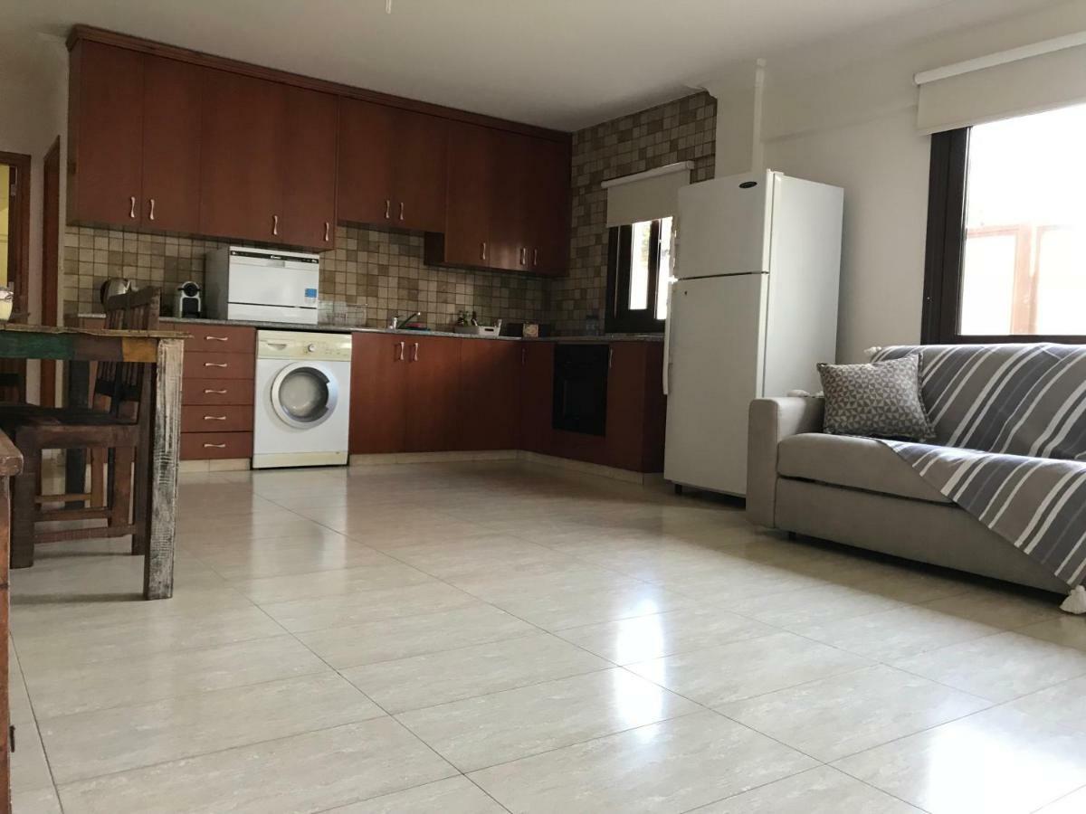 Mystra Place Nicosia Exterior photo